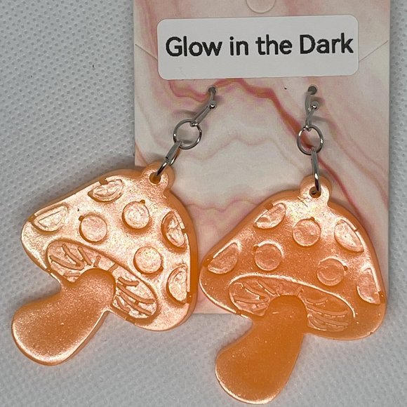 Handmade resin Mushroom Earrings - Picture 7 of 9